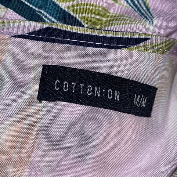 ✨ Palm Leaf Print Button Up Tie Front Dress✨ - Picture 7 of 8